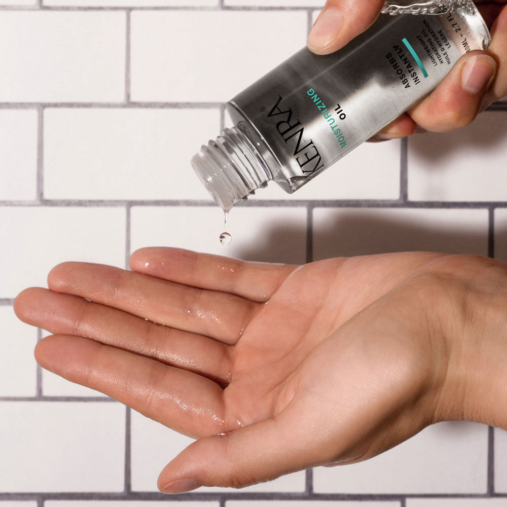 Moisturizing Oil lifestyle image